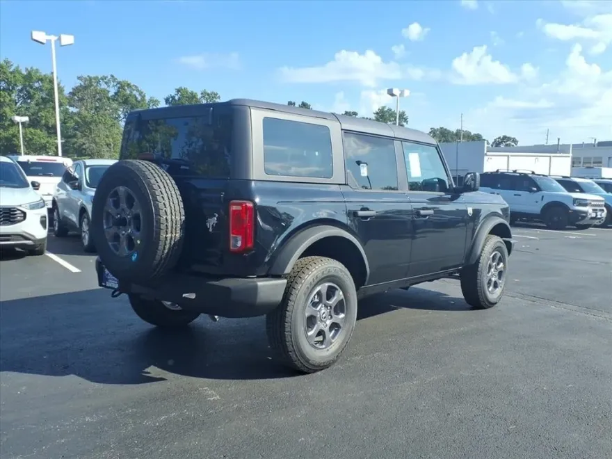 2025 Ford Bronco Big Bend photo 1