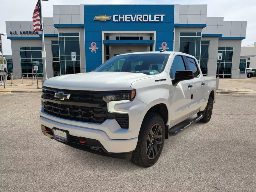 2026 Chevrolet Silverado 1500 RST photo 1