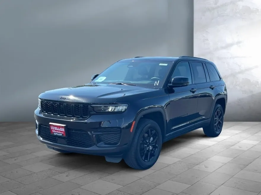 2024 Jeep Grand Cherokee Altitude photo 1