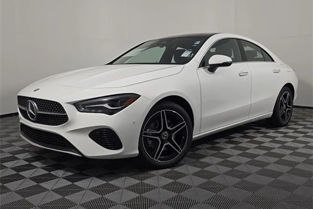 2026 Mercedes Benz CLA 250 4MATIC photo 1