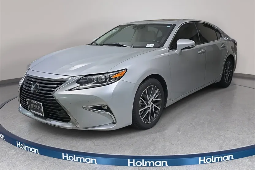 2017 Lexus ES 350 photo 1