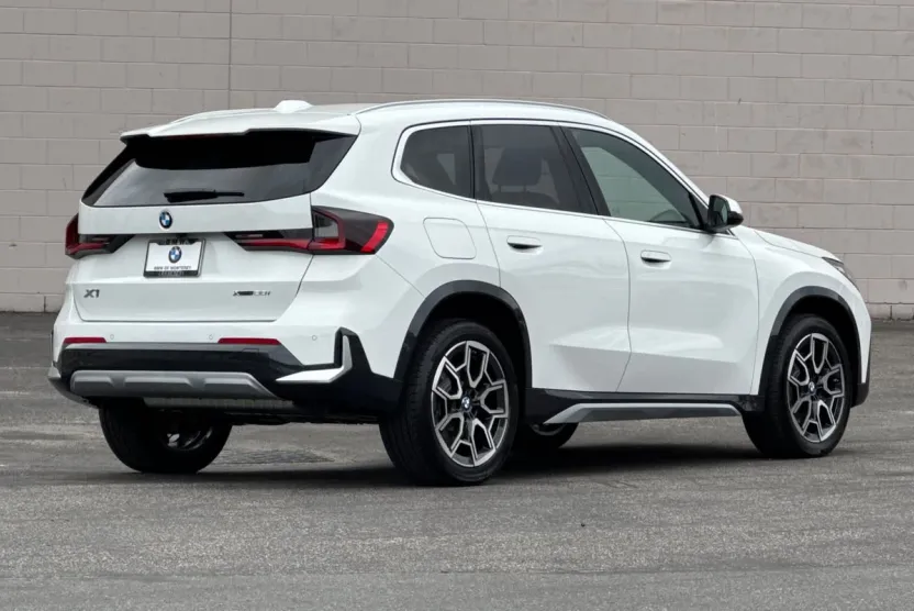 2026 Bmw X1 XDrive28i photo 1