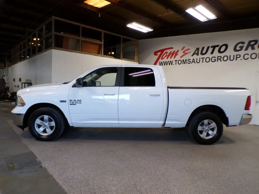 2019 Ram 1500 Classic SLT photo 1