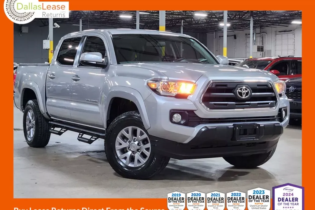 2017 Toyota Tacoma SR5 photo 1