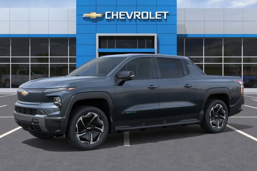 2026 Chevrolet Silverado EV LT photo 1