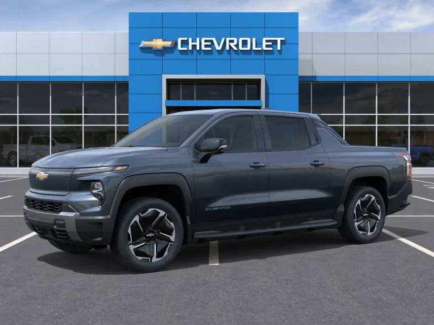 2026 Chevrolet Silverado EV LT photo 1