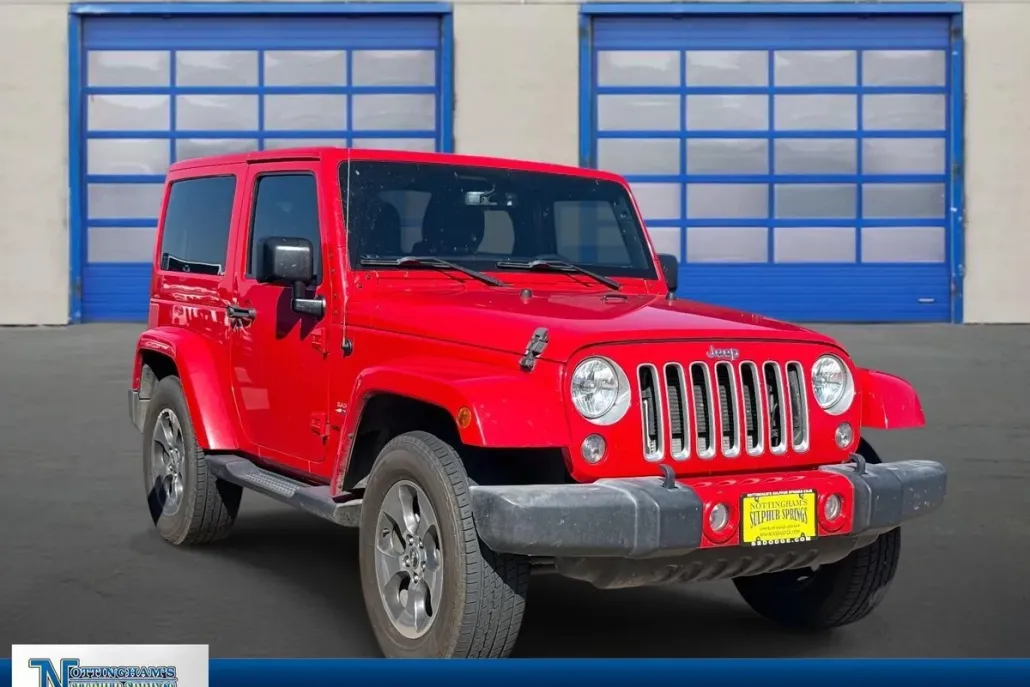 2016 Jeep Wrangler Sahara photo 1