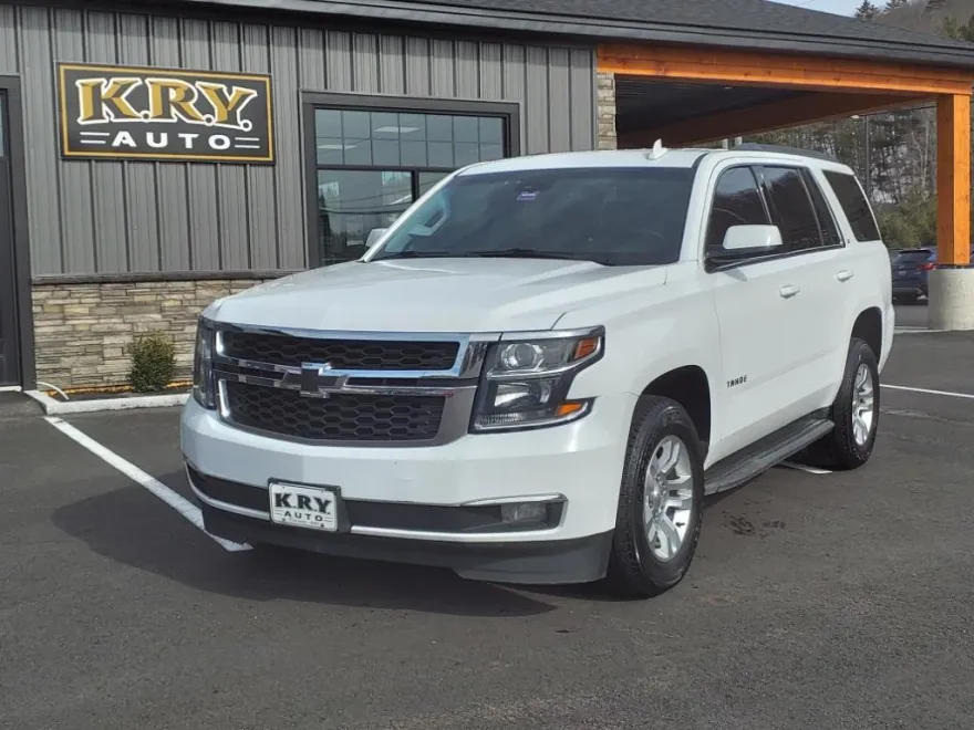 2019 Chevrolet Tahoe LT photo 1