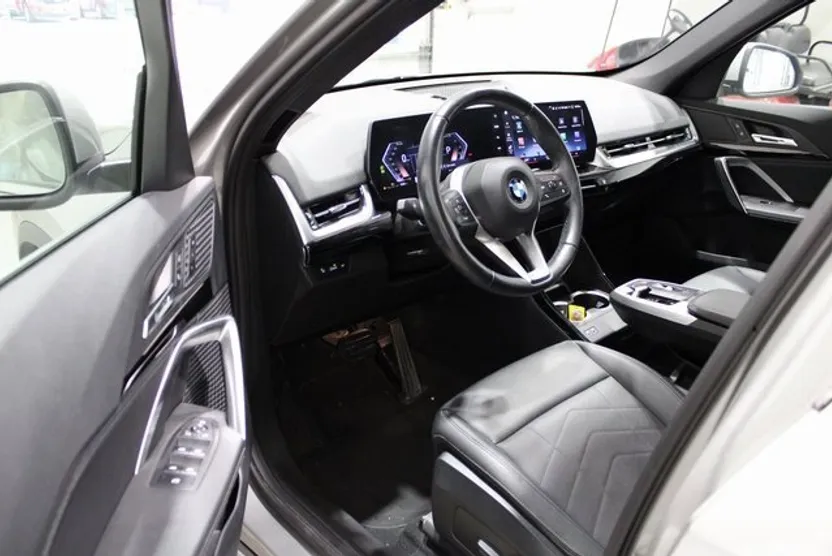 2023 Bmw X1 XDrive28i photo 1