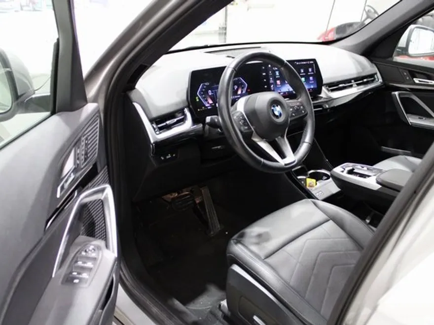 2023 Bmw X1 XDrive28i photo 1