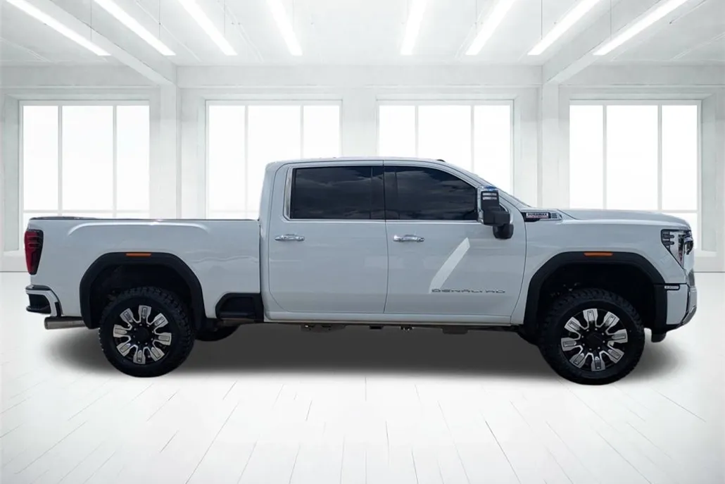 2024 Gmc Sierra 2500 HD Denali photo 1