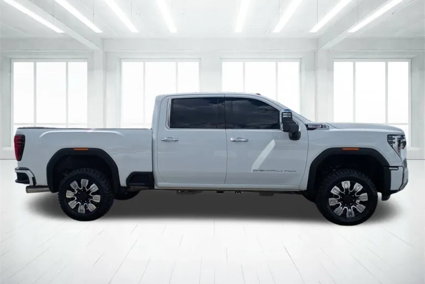 2024 Gmc Sierra 2500 HD Denali photo 1
