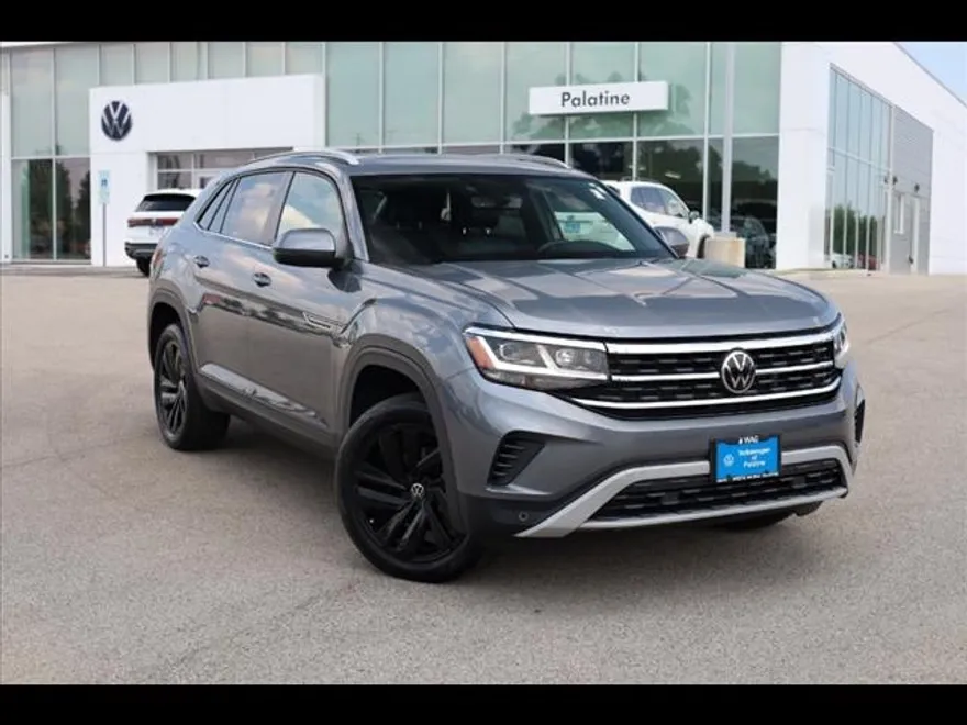 2022 Volkswagen Atlas Cross Sport V6 SE Technology photo 1