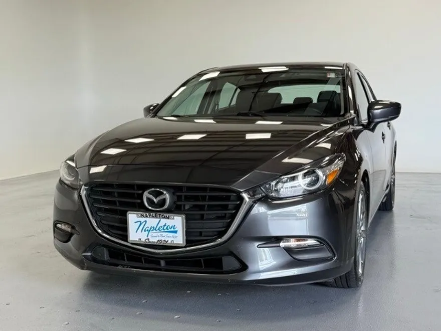 2018 Mazda Mazda3 Touring photo 1