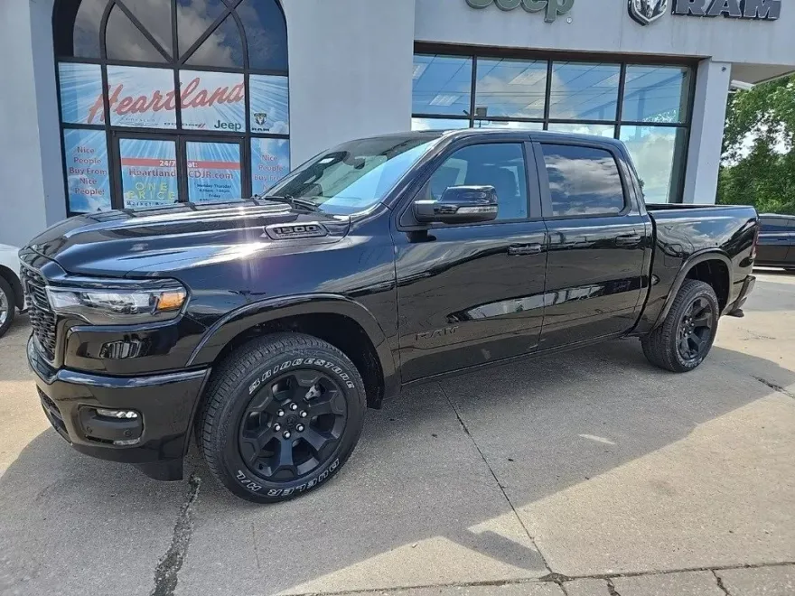 2026 Ram 1500 Big Horn photo 1