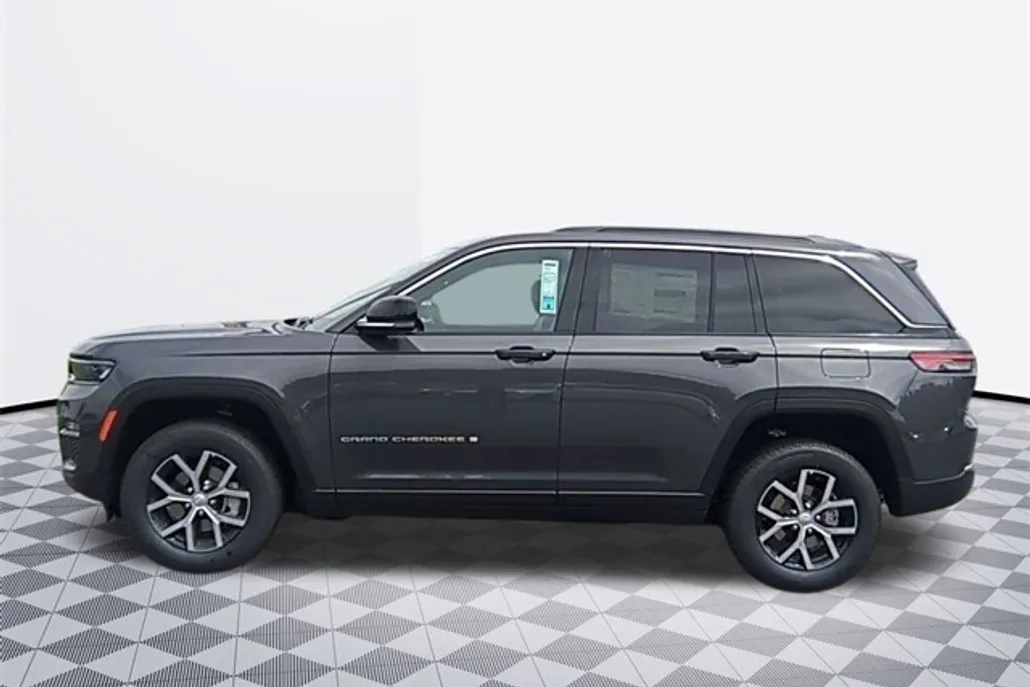 2025 Jeep Grand Cherokee Limited photo 1