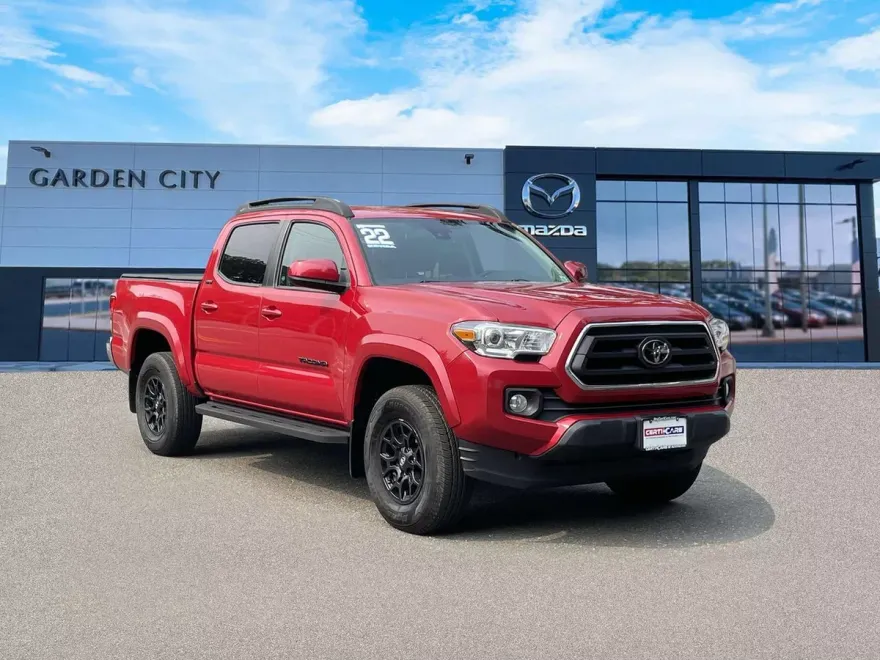 2022 Toyota Tacoma SR5 V6 photo 1