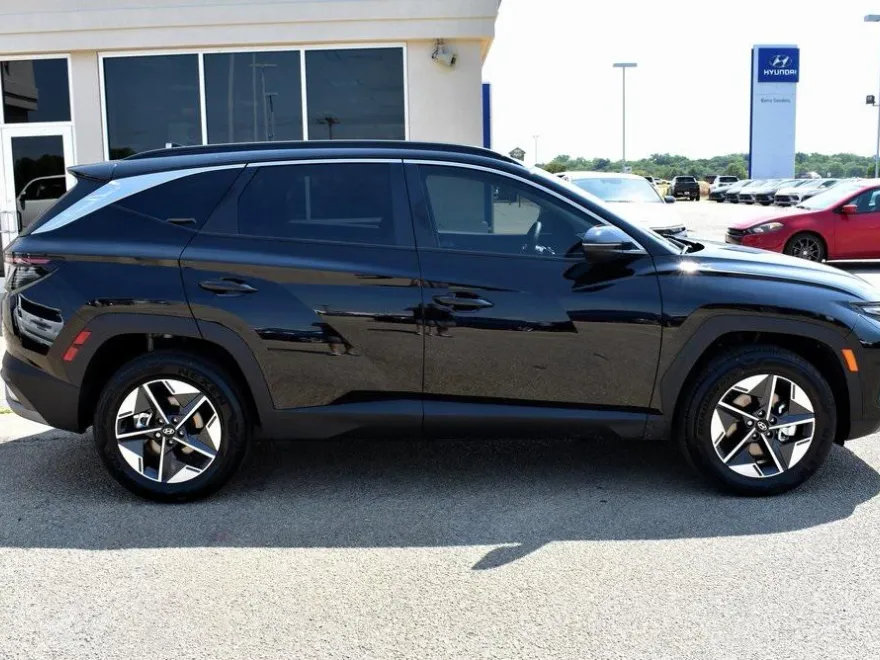 2025 Hyundai Tucson Hybrid SEL Convenience photo 1