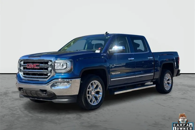 2017 Gmc Sierra 1500 SLT photo 1