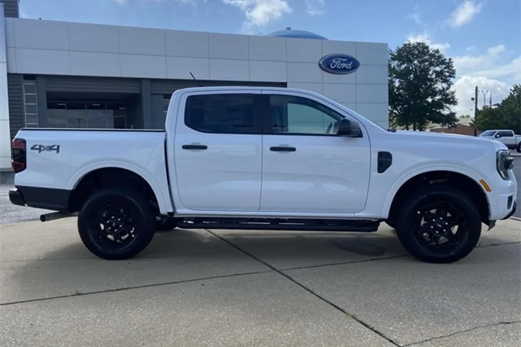 2025 Ford Ranger XLT photo 1