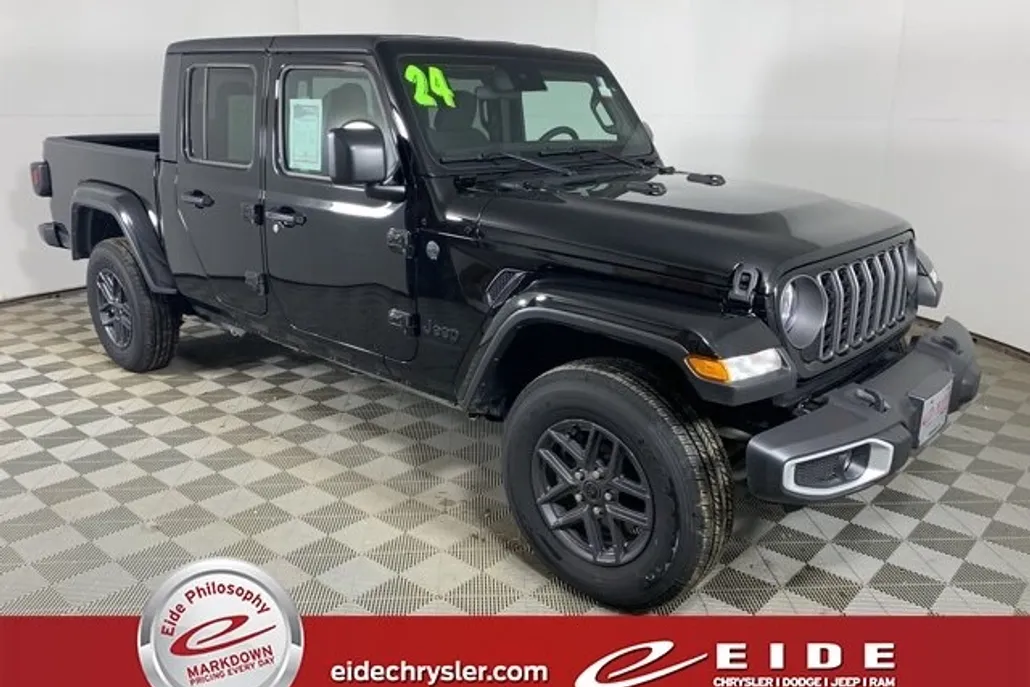 2024 Jeep Gladiator Sport S photo 1