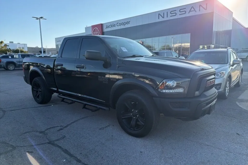 2021 Ram 1500 SLT photo 1