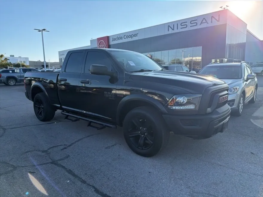 2021 Ram 1500 SLT photo 1