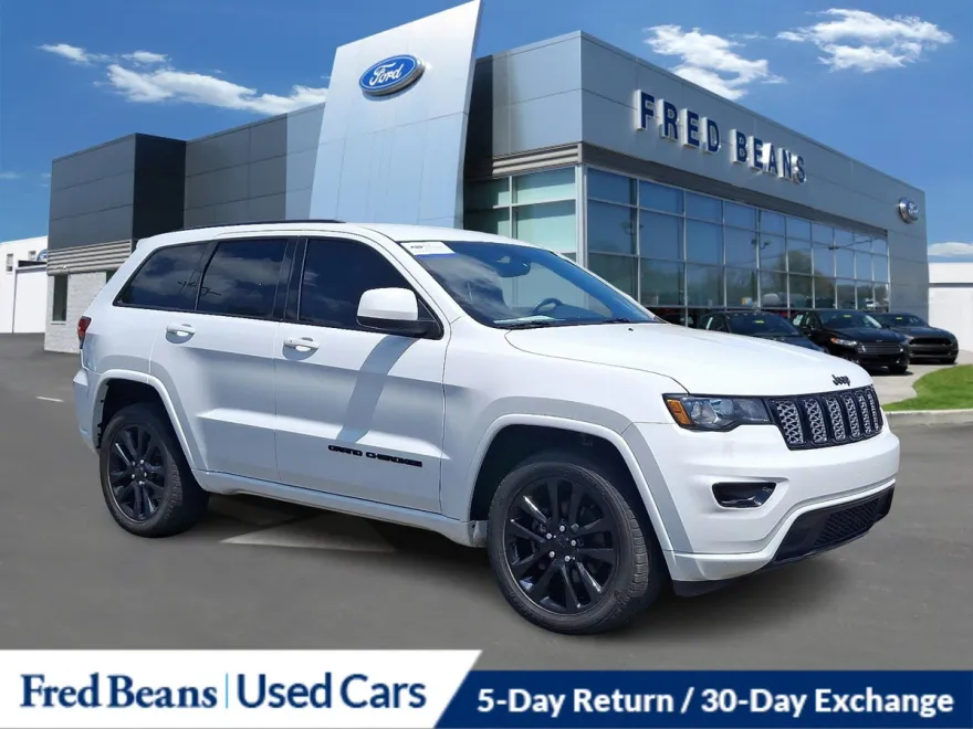 2018 Jeep Grand Cherokee Altitude photo 1