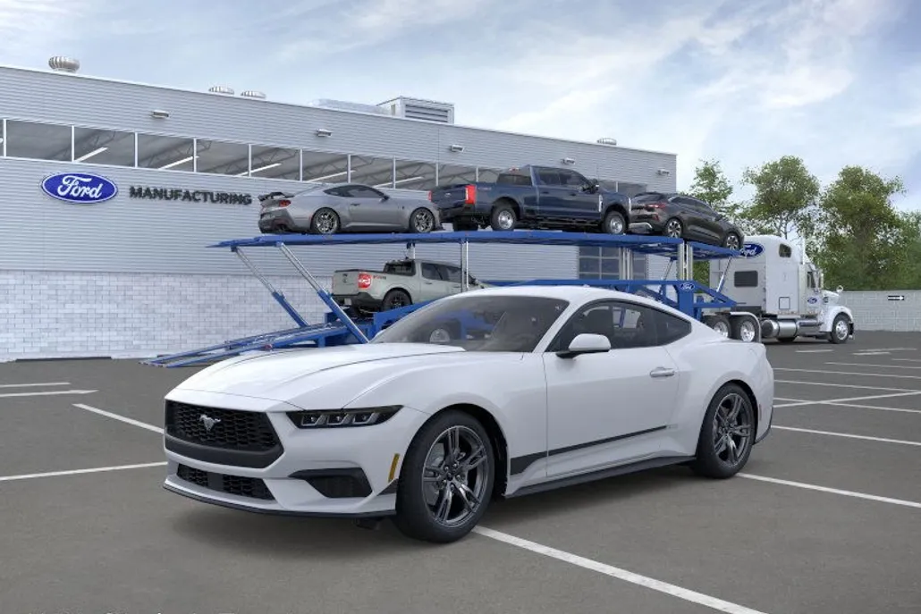 2025 Ford Mustang EcoBoost Premium photo 1