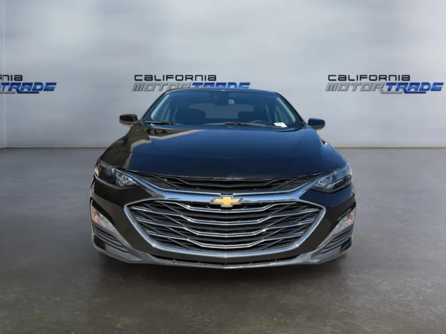 2023 Chevrolet Malibu 1LT photo 1