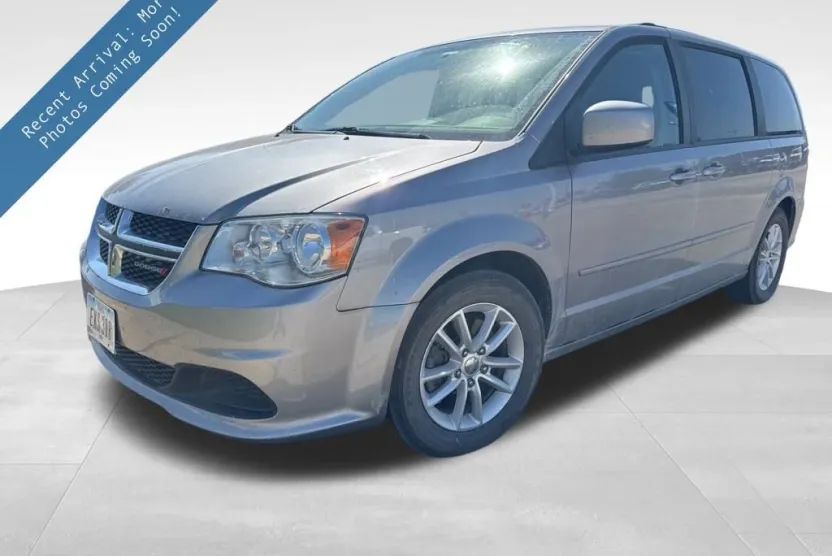 2016 Dodge Grand Caravan SXT photo 1