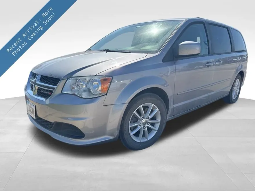 2016 Dodge Grand Caravan SXT photo 1