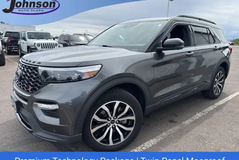 2020 Ford Explorer ST photo 1
