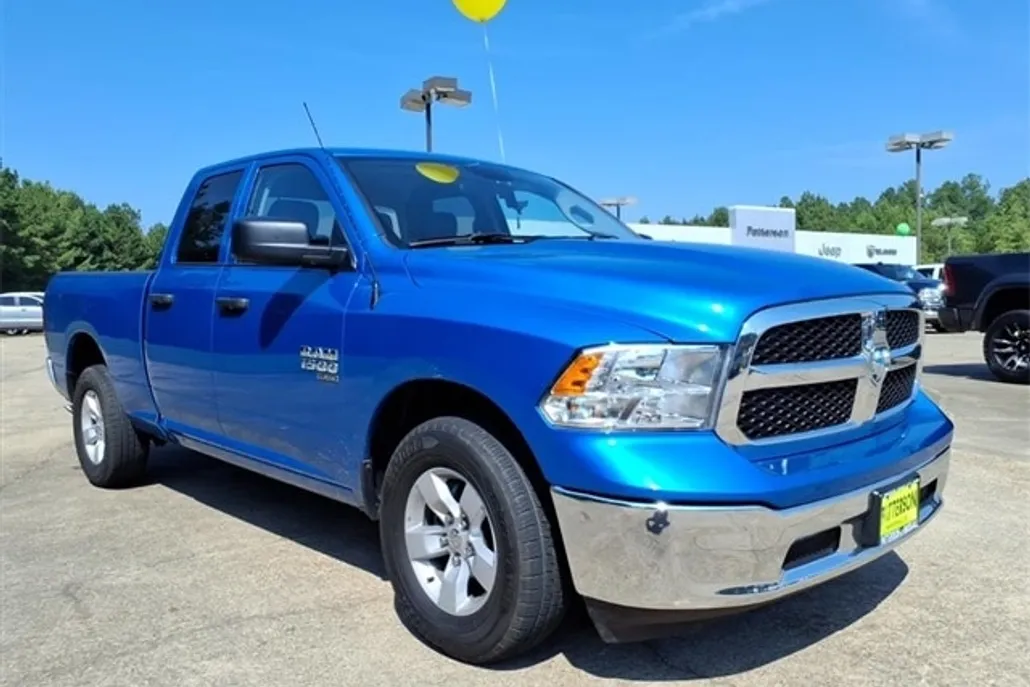 2024 Ram 1500 Classic SLT photo 1