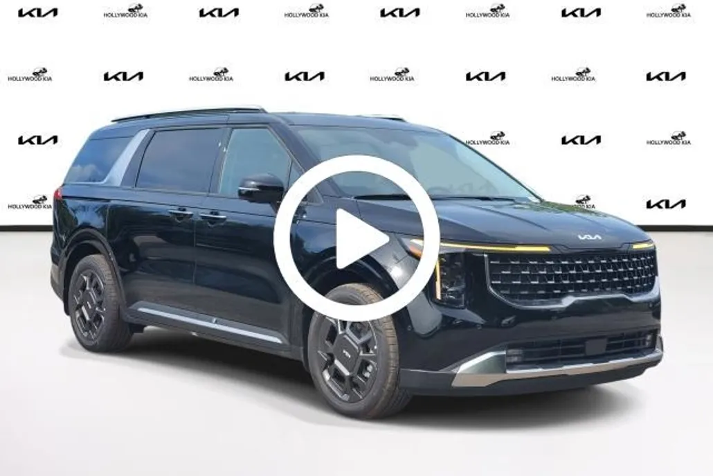 2025 Kia Carnival SX photo 1