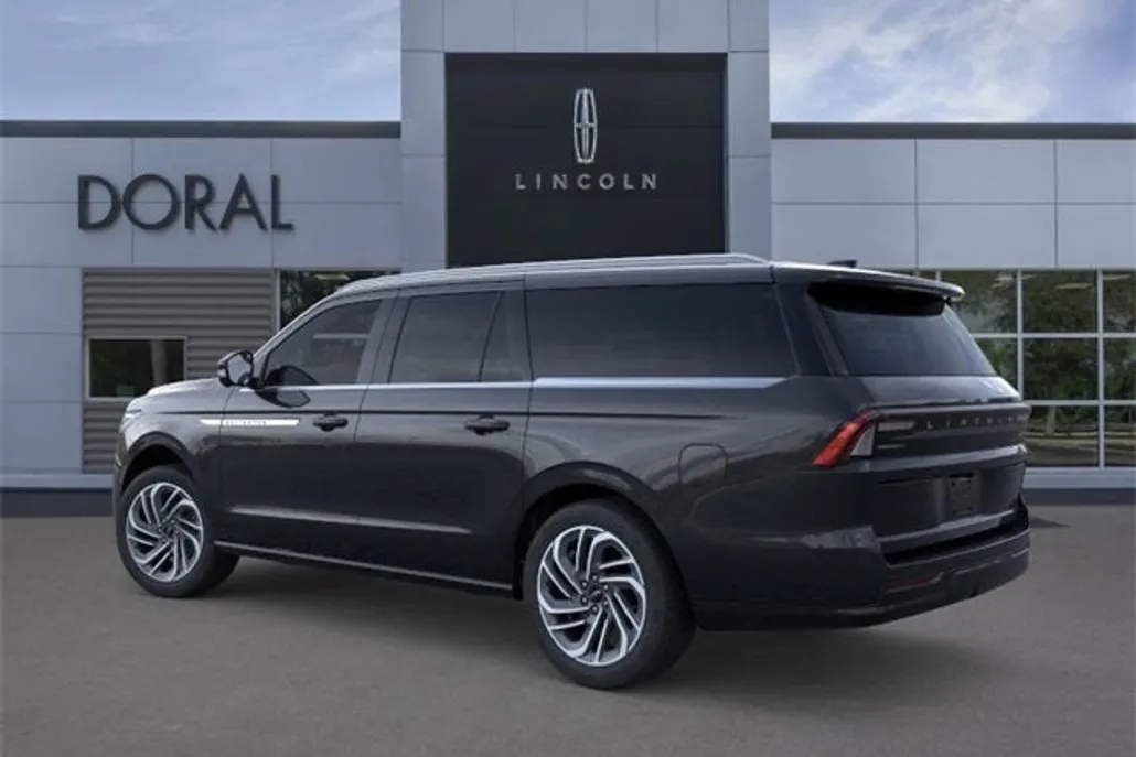 2025 Lincoln Navigator L Reserve photo 1
