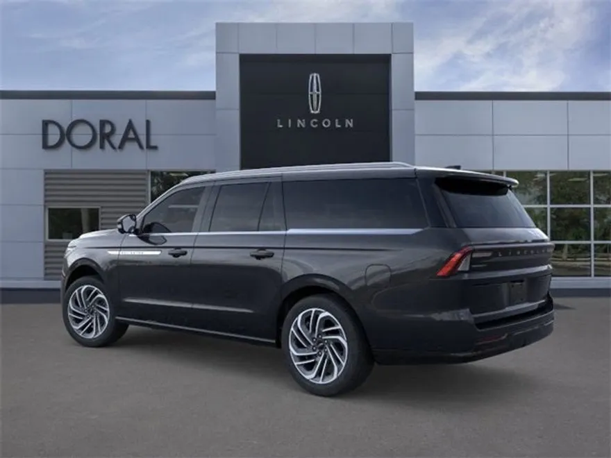 2025 Lincoln Navigator L Reserve photo 1