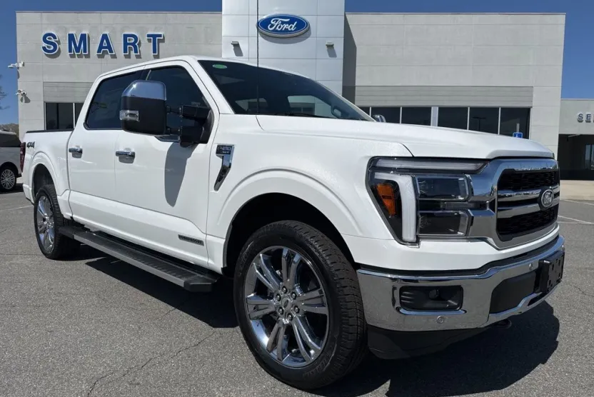 2025 Ford F-150 Lariat photo 1
