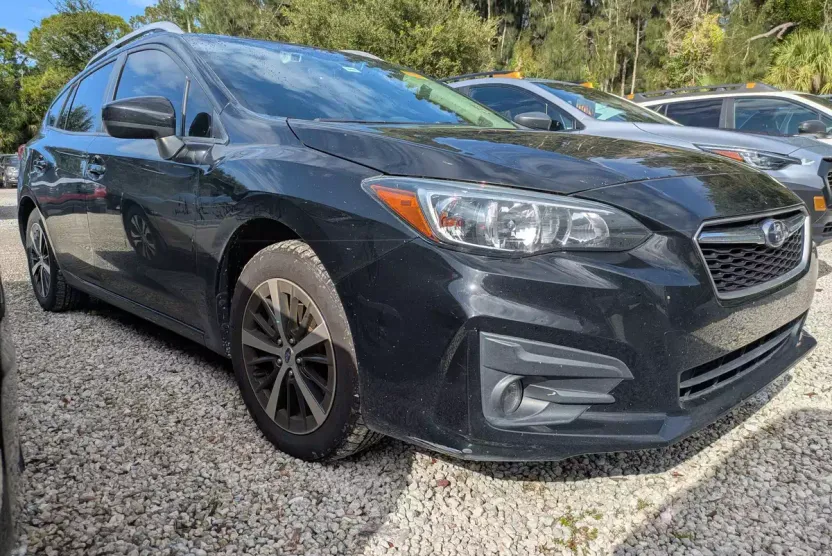 2019 Subaru Impreza 2.0i Premium photo 1