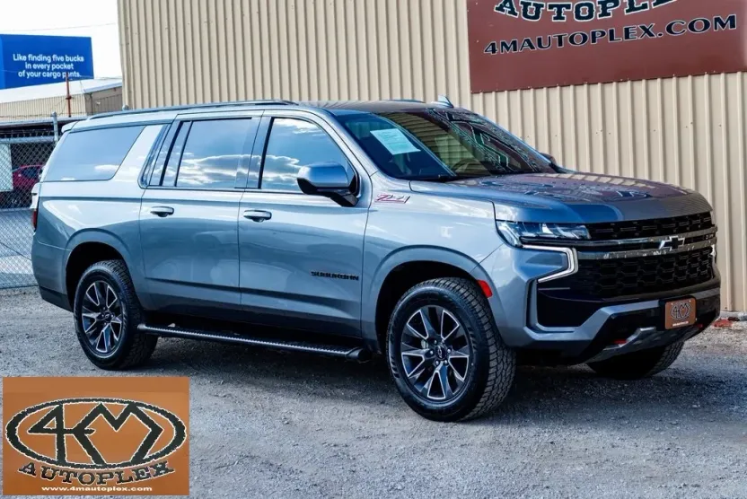 2021 Chevrolet Suburban Z71 photo 1