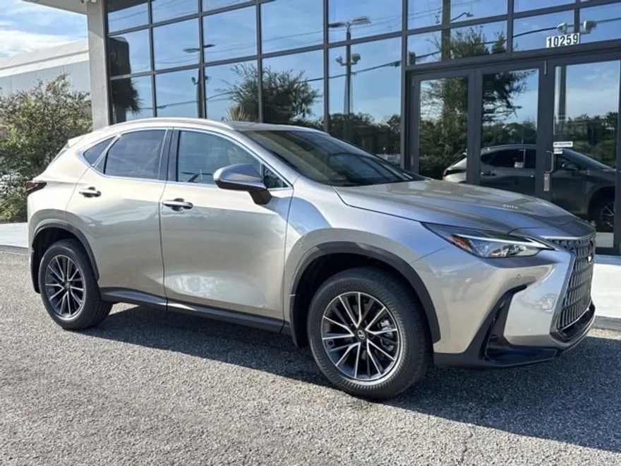 2026 Lexus NX 350 photo 1