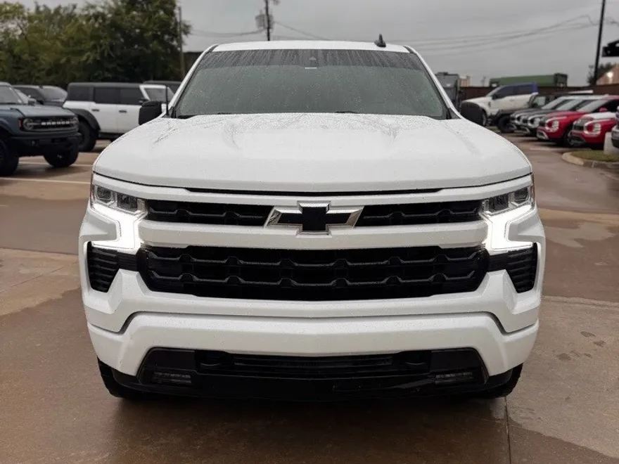 2024 Chevrolet Silverado 1500 RST photo 1