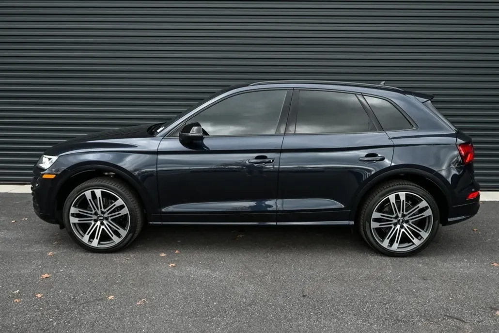 2020 Audi SQ5 Premium Plus photo 1