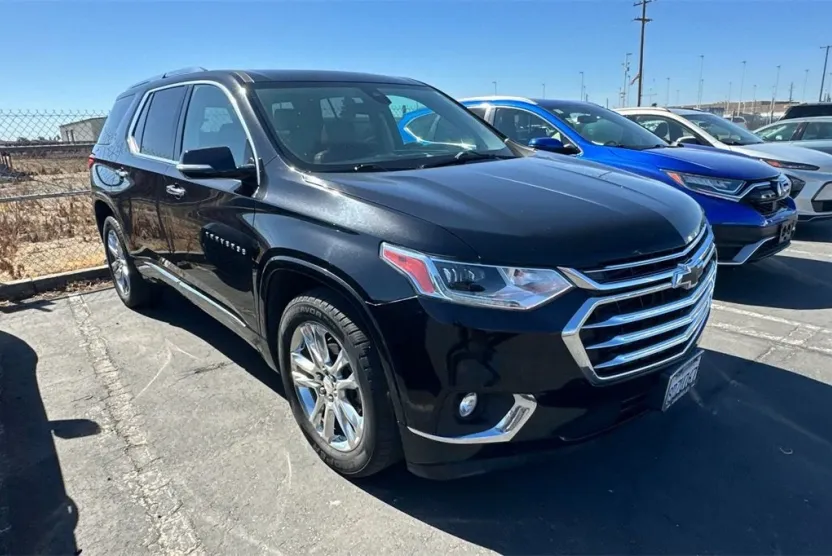 2018 Chevrolet Traverse High Country photo 1
