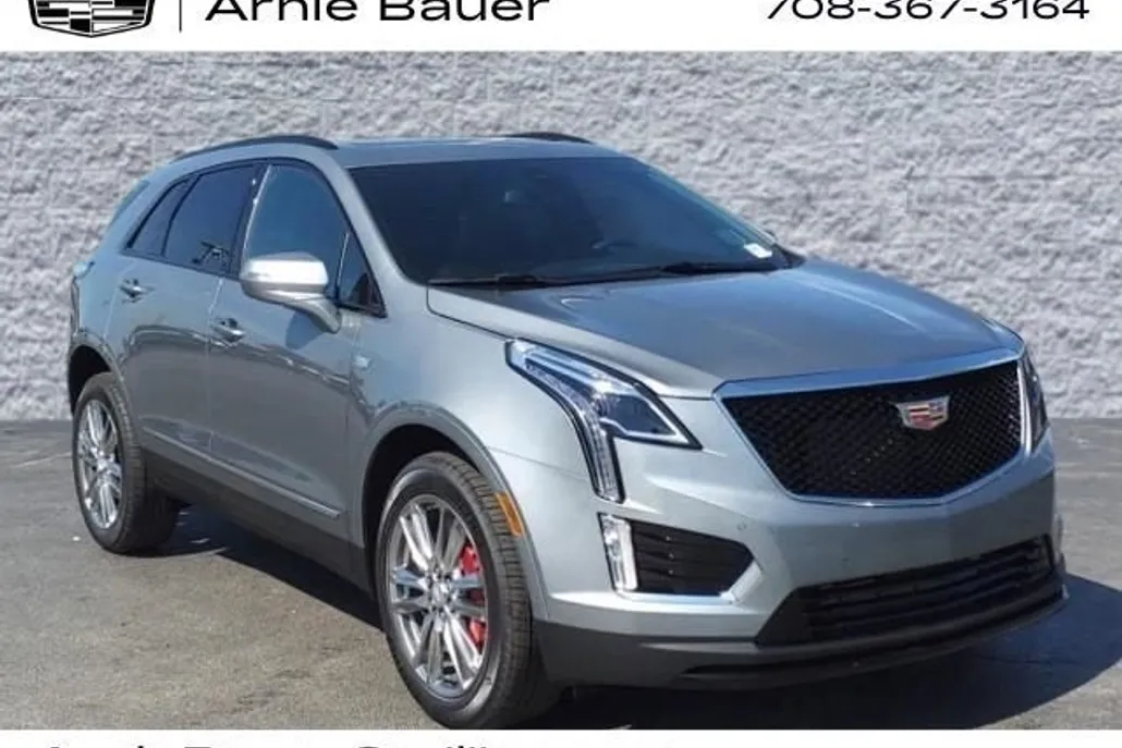 2025 Cadillac XT5 Sport photo 1