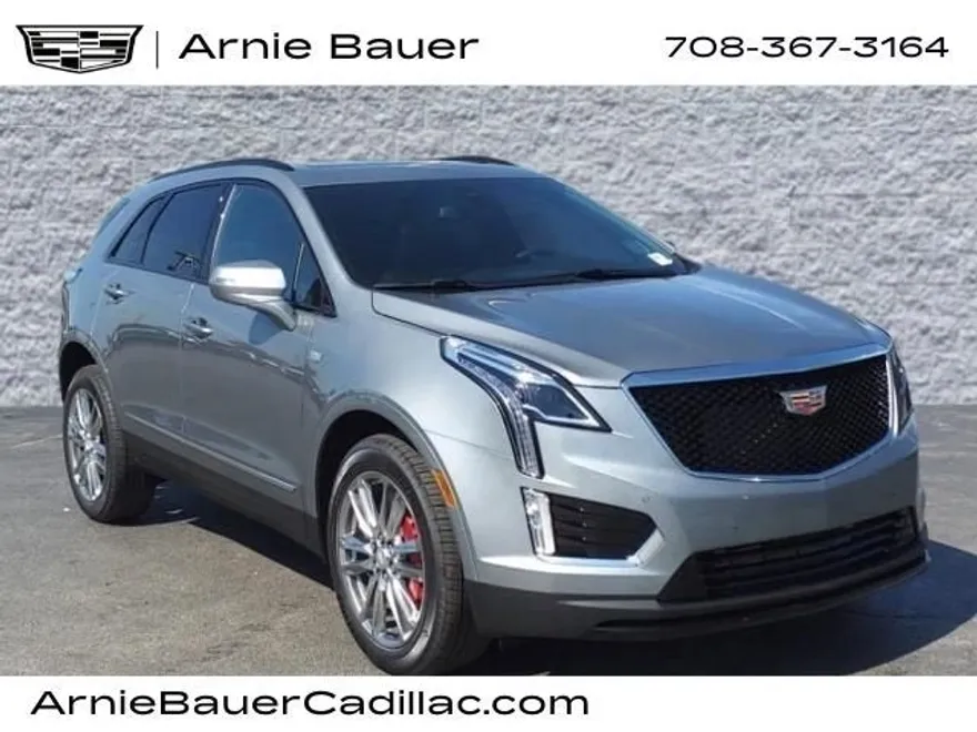 2025 Cadillac XT5 Sport photo 1