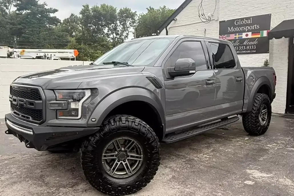 2018 Ford F-150 Raptor photo 1