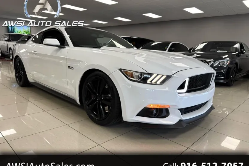 2017 Ford Mustang GT Premium photo 1