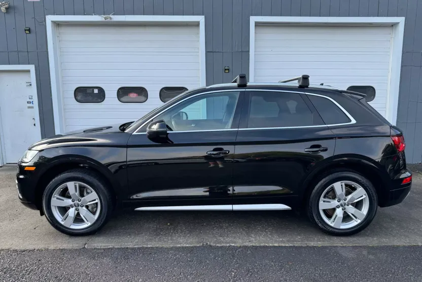 2018 Audi Q5 2.0T Premium Plus photo 1