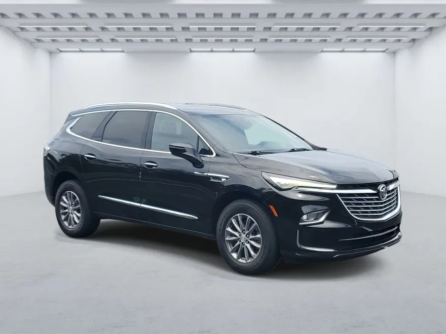 2022 Buick Enclave Essence photo 1